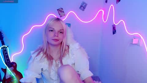 Lia online show from October 30, 2025, 4:52 pm