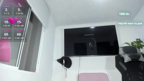 emily_palmeer online show from November 15, 2025, 10:34 am