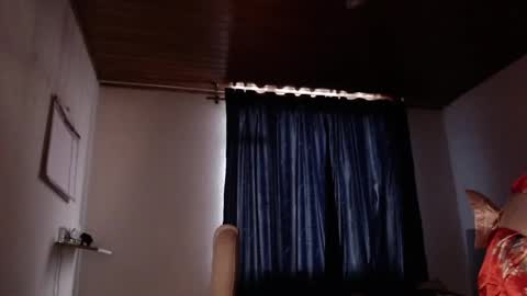 emily_pearl_ online show from December 21, 2024, 9:36 pm