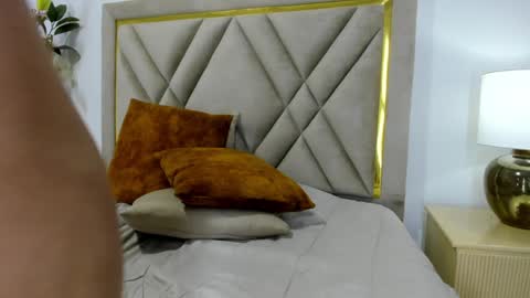 Emily online show from December 31, 2024, 4:38 am