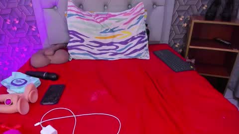 Emily online show from February 19, 2026, 12:17 am