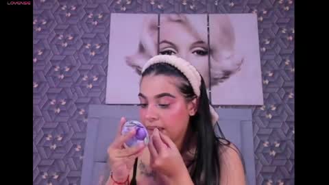 Emily online show from April 18, 2026, 2:37 am