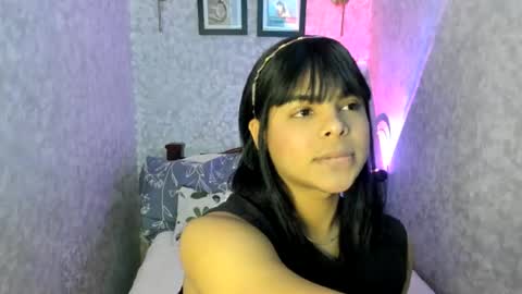 Snapshot of emily_rosue_ chatting on July 22, 2026, 9:17 pm emily_rosue_ online show from July 22, 2026, 9:17 pm