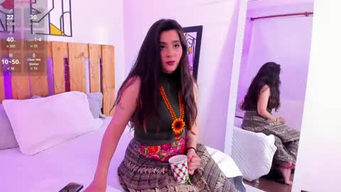 Snapshot of emily_sartre chatting on June 4, 2026, 8:26 pm Emilly online show from June 4, 2026, 8:26 pm