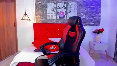 emily_sc online show from October 8, 2025, 2:58 pm