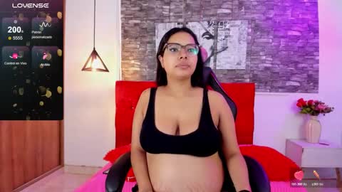 emily_sc online show from November 29, 2025, 1:14 pm