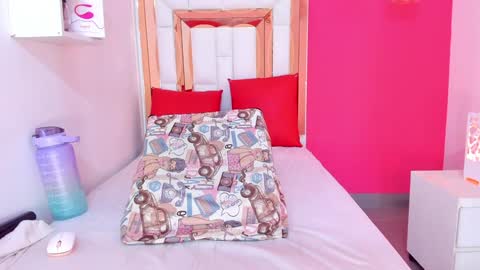 Emily online show from January 28, 2025, 3:04 pm