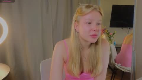 emily shepard online show from September 11, 2025, 2:22 am