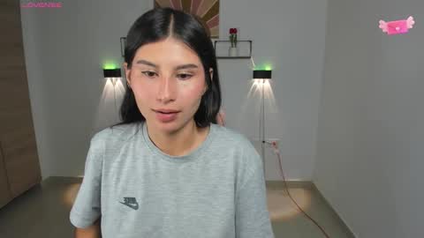 Emi online show from October 6, 2025, 9:23 pm