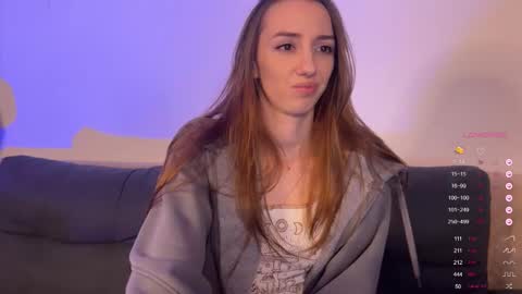 Lia online show from December 4, 2025, 11:30 am