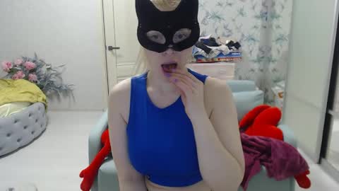 Snapshot of emily_york18 chatting on June 7, 2026, 6:00 pm Emily online show from June 7, 2026, 6:00 pm