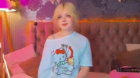 Baby Emelli online show from April 23, 2026, 7:09 am