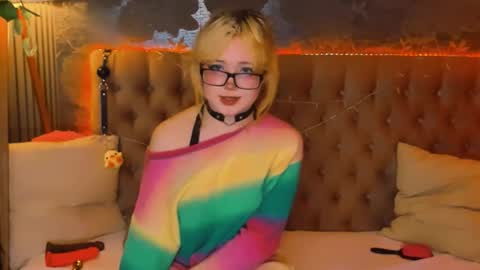 Snapshot of emilyangels chatting on May 8, 2026, 6:30 am Baby Emelli online show from May 8, 2026, 6:30 am