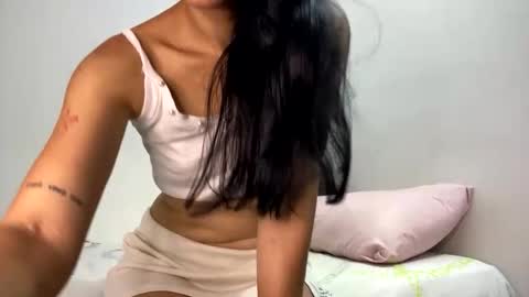 Snapshot of emilybrown01 chatting on May 26, 2026, 4:30 am emilybrown01 online show from May 26, 2026, 4:30 am