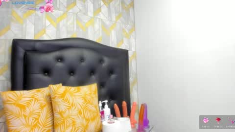 emilybrown21x online show from September 13, 2025, 1:05 am