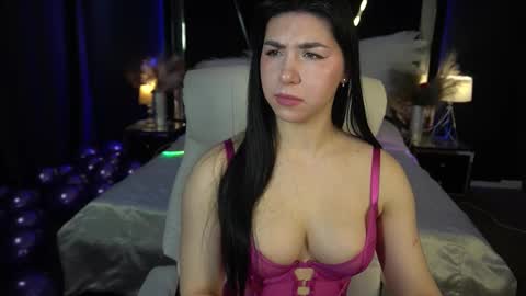 Emy online show from January 19, 2026, 7:01 am