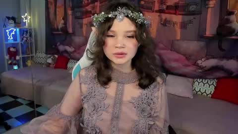 Emilyhaves online show from October 29, 2025, 6:31 pm