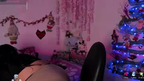 Emily online show from December 5, 2025, 6:00 am