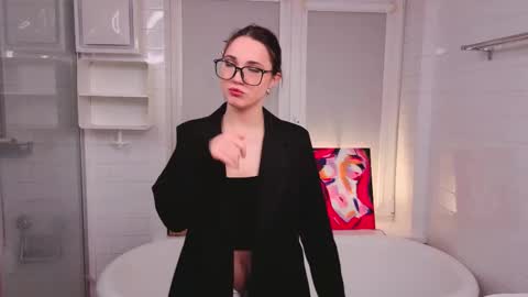 Snapshot of emilydeer chatting on December 4, 2025, 4:27 pm Emily online show from December 4, 2025, 4:27 pm