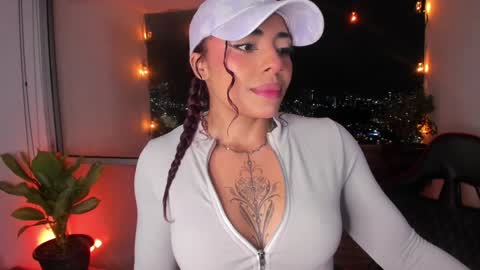 emily online show from December 23, 2024, 3:18 am