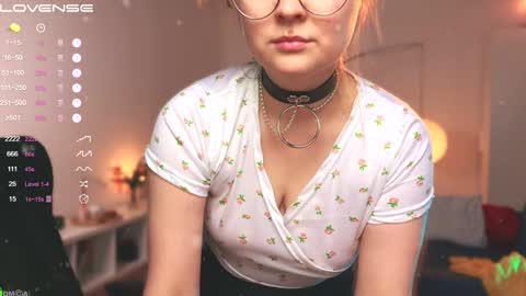 Emily  online show from December 21, 2024, 12:38 pm