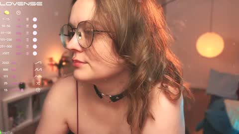 Emily  online show from December 22, 2024, 12:27 pm