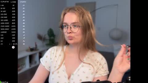 Emily  online show from September 30, 2025, 12:10 pm