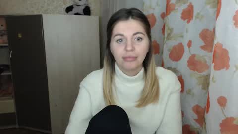 Snapshot of emilyfork chatting on December 10, 2024, 3:33 pm emilyfork online show from December 10, 2024, 3:33 pm