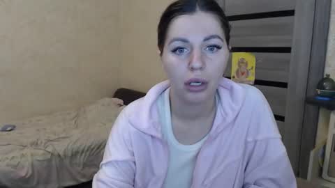 Snapshot of emilyfork chatting on November 17, 2025, 6:14 pm emilyfork online show from November 17, 2025, 6:14 pm