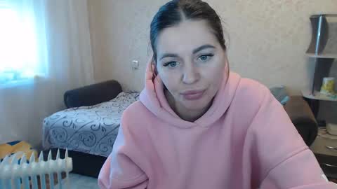 Snapshot of emilyfork chatting on March 5, 2026, 8:10 am emilyfork online show from March 5, 2026, 8:10 am