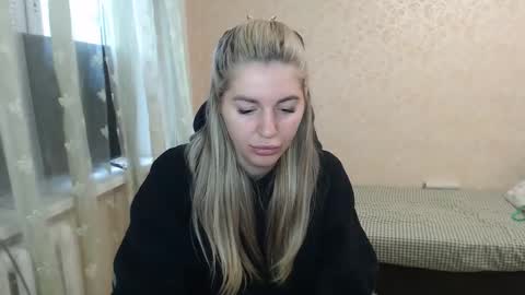 Snapshot of emilyfork chatting on May 14, 2026, 5:47 am emilyfork online show from May 14, 2026, 5:47 am