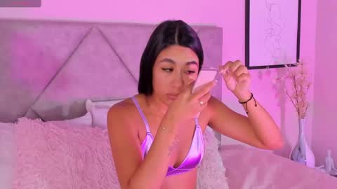 Emily online show from September 18, 2025, 11:45 am