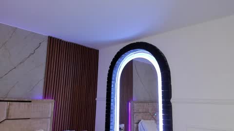 Emily Hendrix online show from December 28, 2024, 10:34 pm