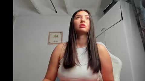 Emily Jang online show from December 4, 2025, 1:09 pm