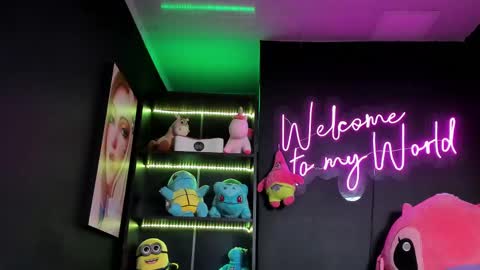 Emily Jhonson online show from March 12, 2025, 6:33 pm