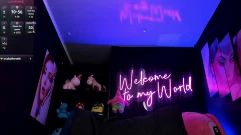 Emily Jhonson online show from April 21, 2026, 6:23 pm