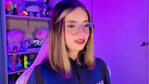 VALEEEN online show from April 22, 2026, 3:02 pm