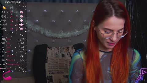 EmilyKents online show from December 30, 2024, 1:37 am