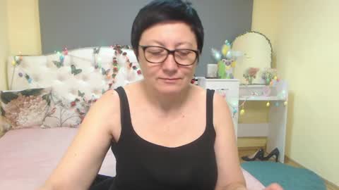 Emily online show from April 10, 2026, 9:41 pm