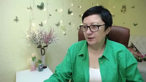 Emily online show from April 21, 2026, 5:36 am