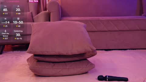 Hey i am  Emily     am -  pm online show from March 6, 2025, 11:47 am