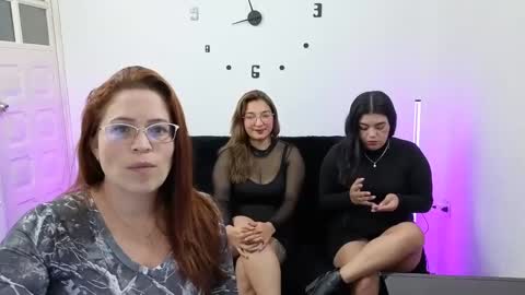 emily  friends online show from September 25, 2025, 4:43 pm
