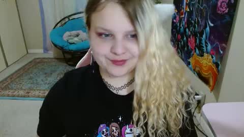 emily haze online show from January 4, 2025, 6:19 am