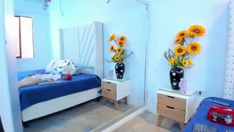 emilysweet online show from April 6, 2026, 7:04 pm