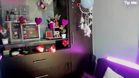 Emy online show from February 14, 2026, 5:53 pm