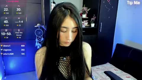 Emy online show from June 14, 2026, 2:24 am