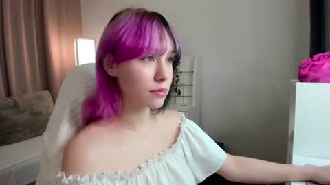Snapshot of emilytrase chatting on July 6, 2026, 1:13 am Betty online show from July 6, 2026, 1:13 am