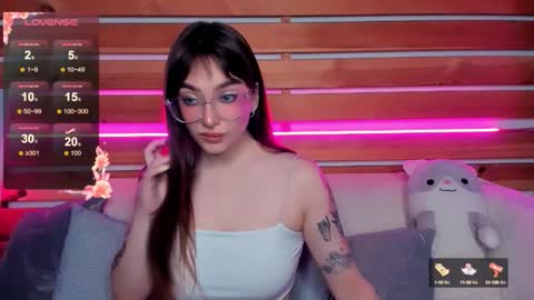 Emily online show from September 25, 2025, 2:15 am