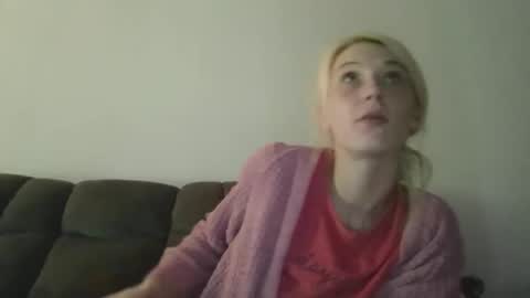 emilywarren296 online show from October 20, 2025, 1:55 pm