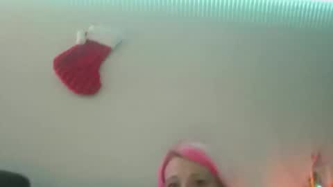 emilywarren296 online show from November 5, 2025, 2:55 am